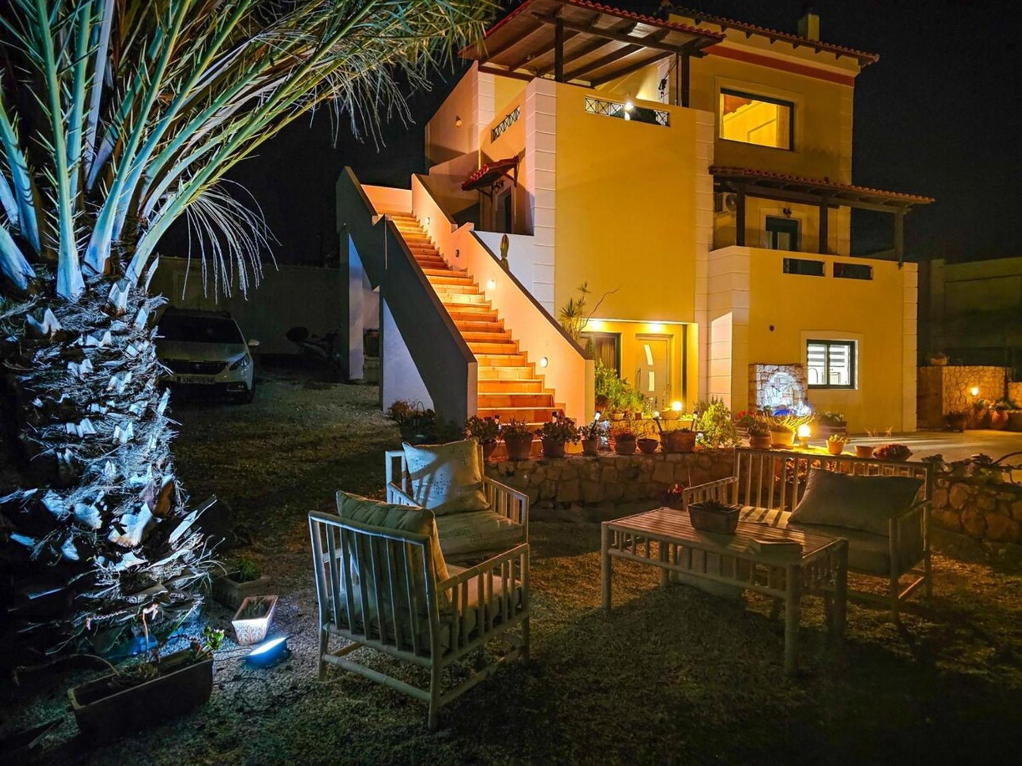 Villa Aitheras With Sea Views And Garden Stérnai 외부 사진